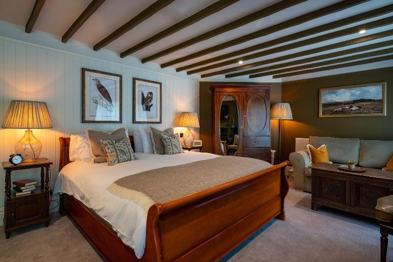 High Corner Inn image