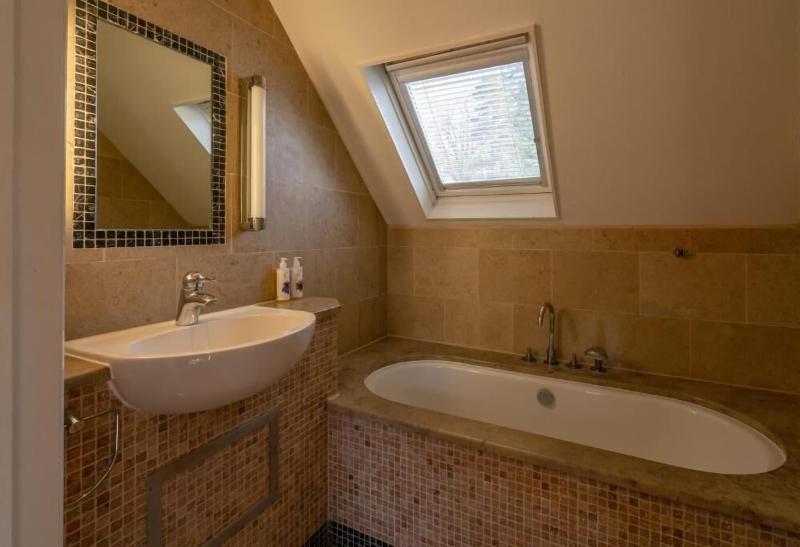 High Corner Inn image