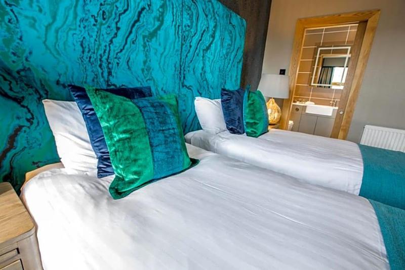 Heathmount Hotel image