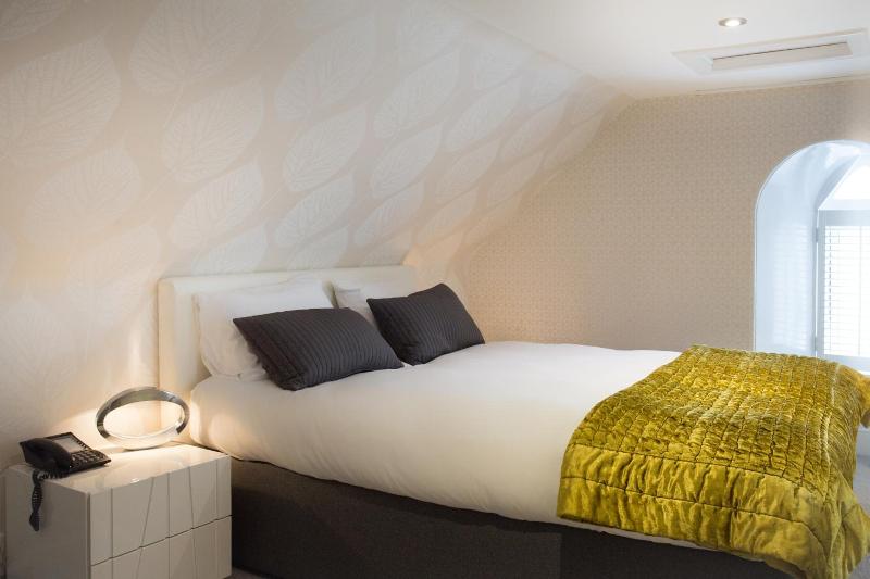 Heathmount Hotel image
