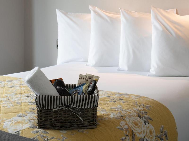 Buxton House Bed and Breakfast. image