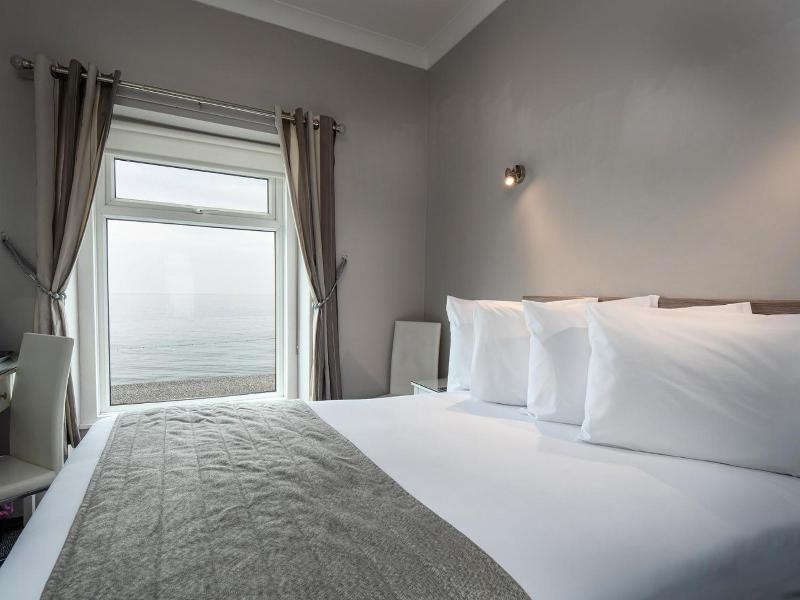 Buxton House Bed and Breakfast. image