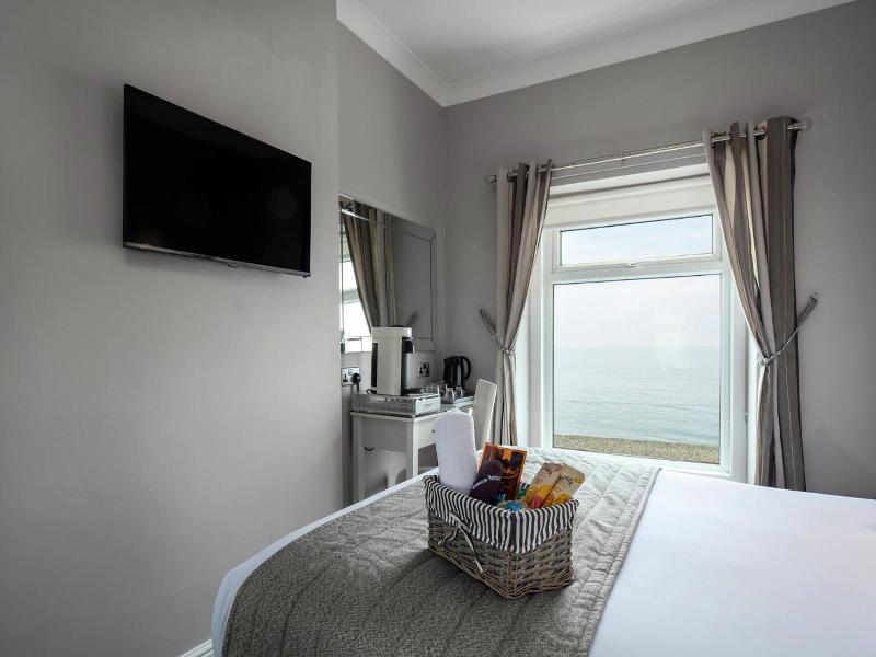 Buxton House Bed and Breakfast. image