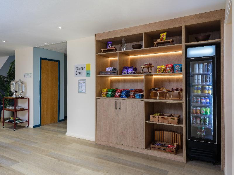 Garner Hotel Rotherham East by IHG image