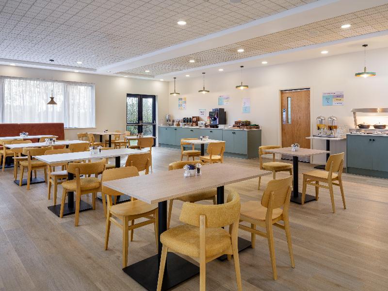 Garner Hotel Rotherham East by IHG image
