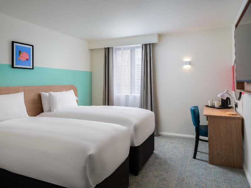 Garner Hotel Rotherham East by IHG image