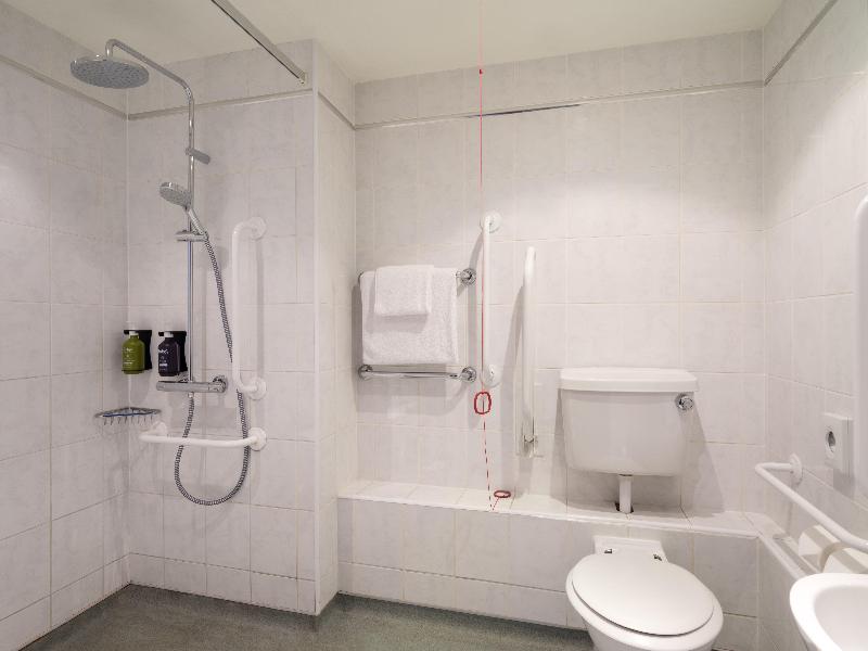 Garner Hotel Rotherham East by IHG image