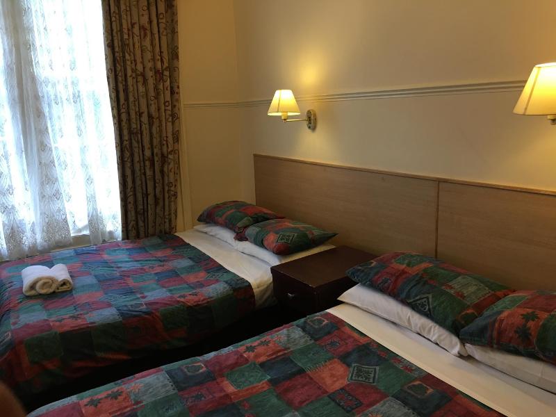 Smiths Hotel image