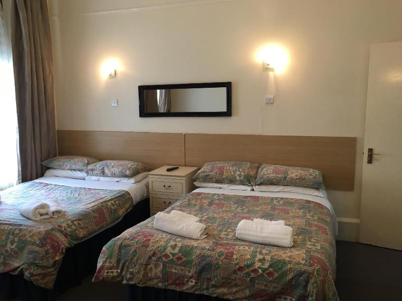 Smiths Hotel image