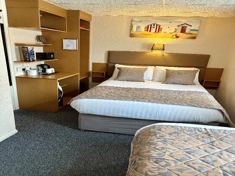 Clifton Court Hotel  image