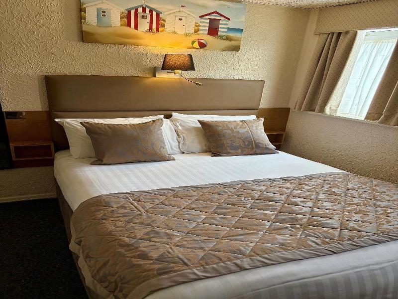 Clifton Court Hotel  image