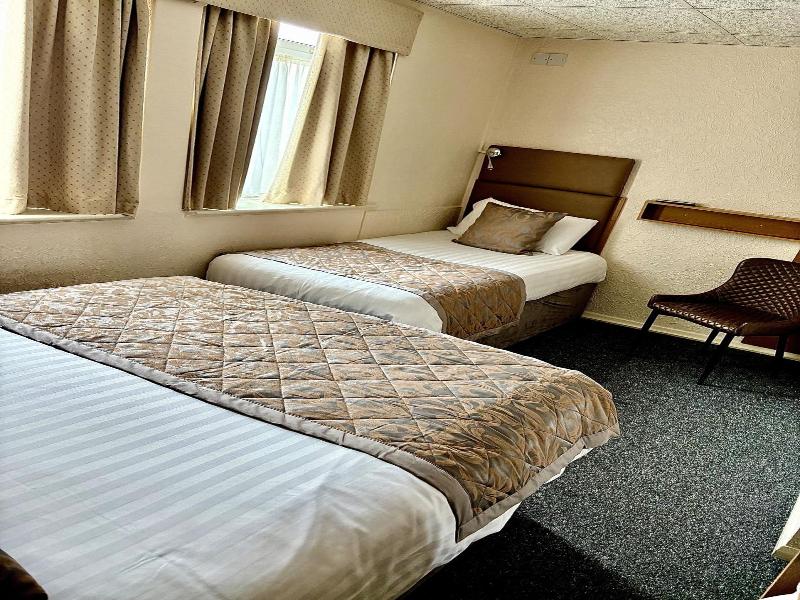 Clifton Court Hotel  image