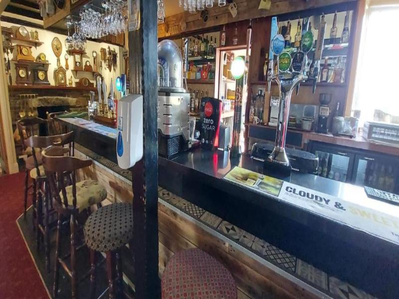 Sportsmans Valley Hotel image