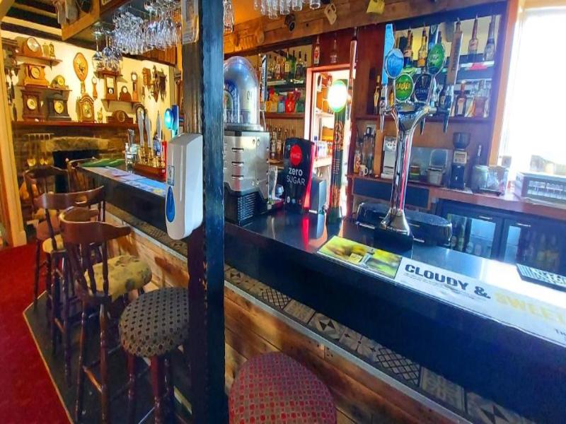 Sportsmans Valley Hotel image