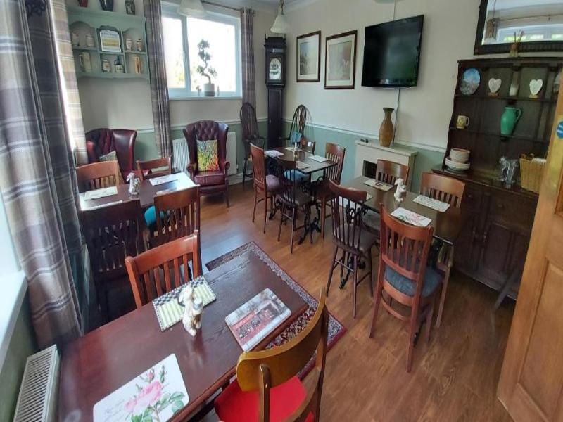 Sportsmans Valley Hotel image