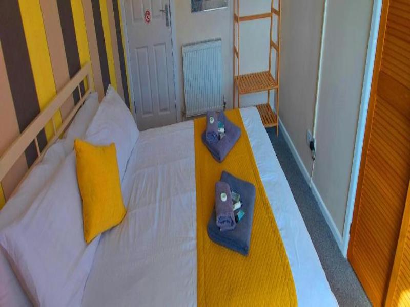 Sportsmans Valley Hotel image