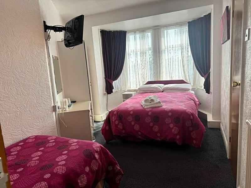 Delton Hotel image