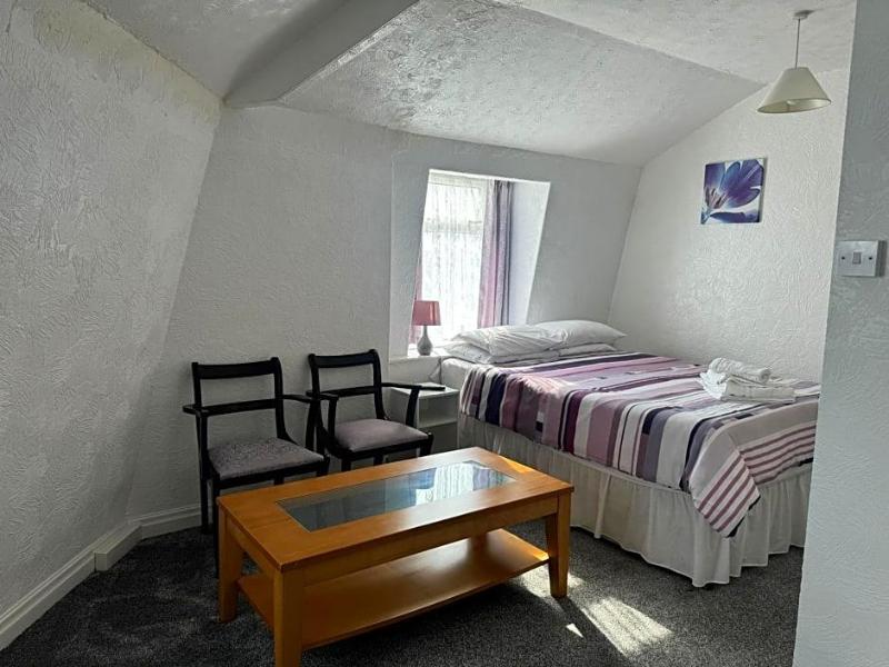 Delton Hotel image
