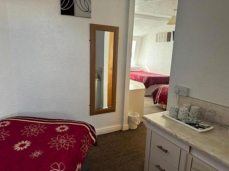 Delton Hotel image
