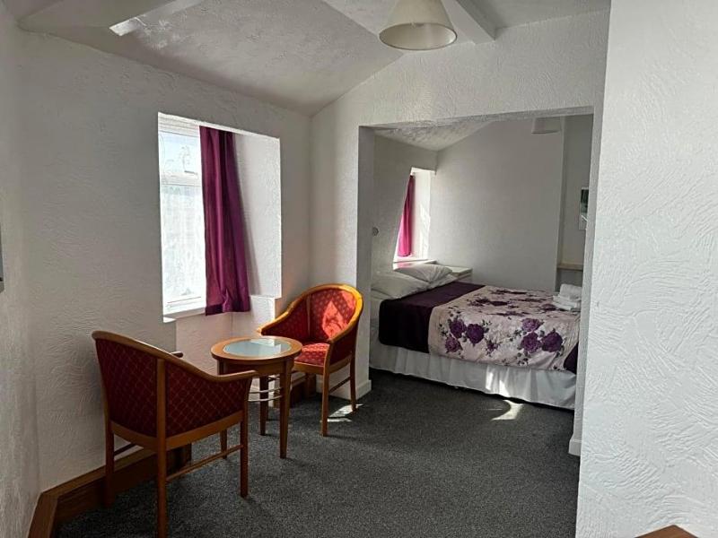 Delton Hotel image
