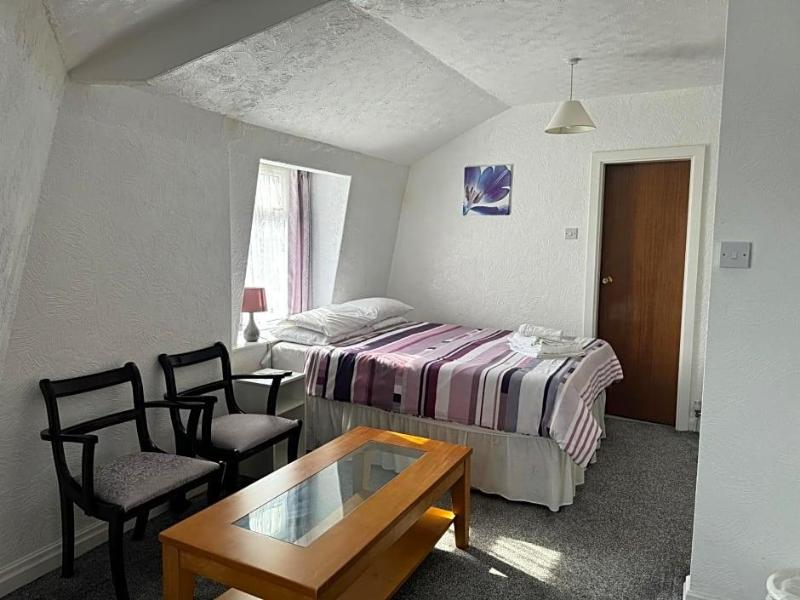 Delton Hotel image