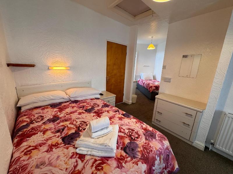 Delton Hotel image