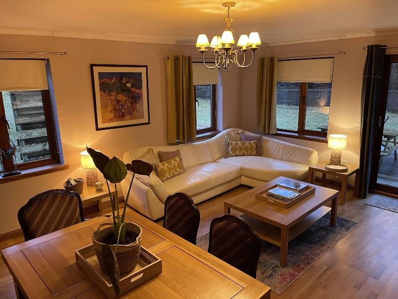Foxglove Suites and Cottages image