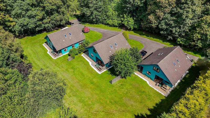 Foxglove Suites and Cottages image