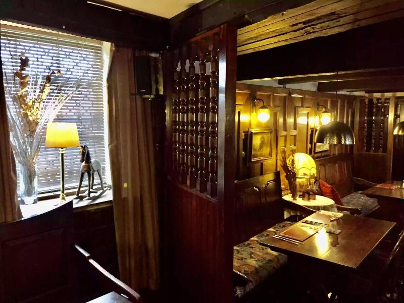 String of Horses Inn image