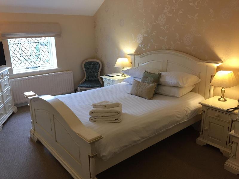 String of Horses Inn image