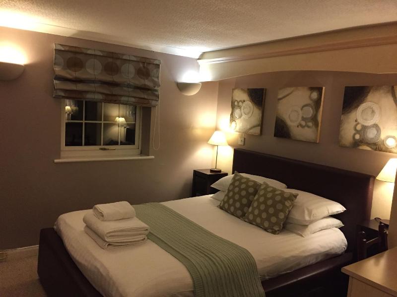 String of Horses Inn image