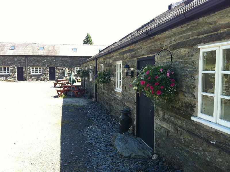 The Oakeley Arms Hotel image