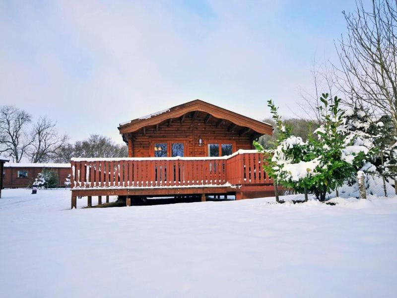 South Winchester Lodges image