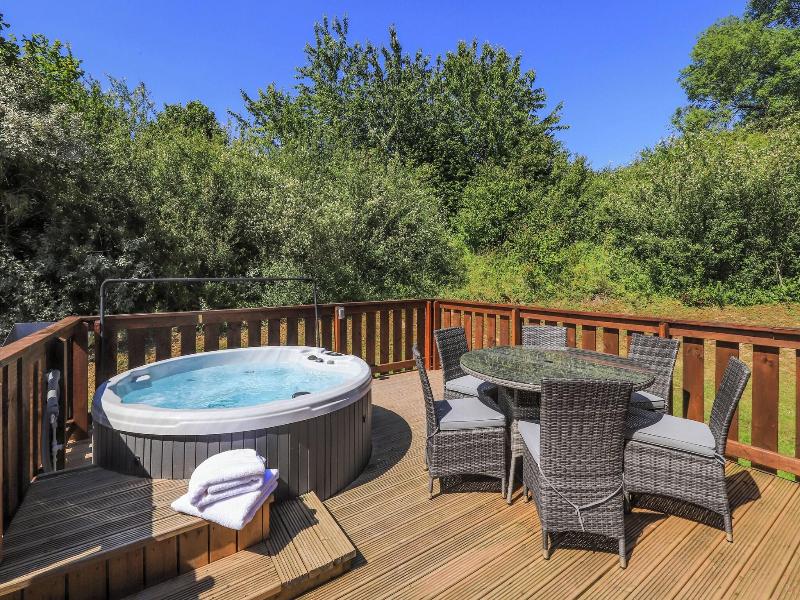 South Winchester Lodges image