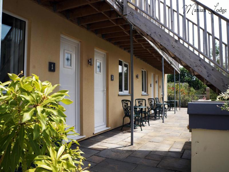Manian Lodge image