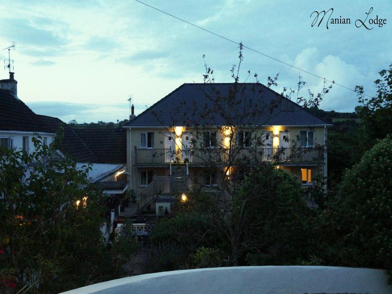 Manian Lodge image