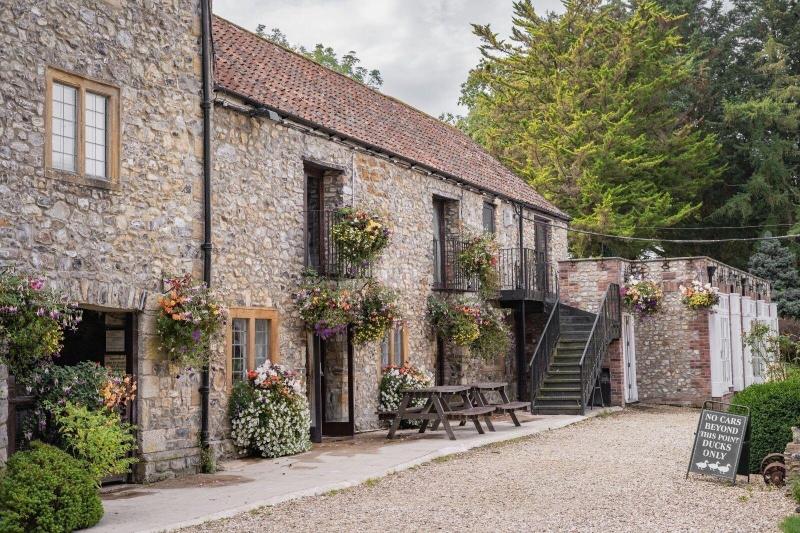 Hornsbury Mill image