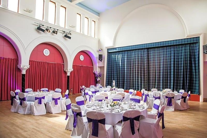 The Pipers  Tryst Hotel image