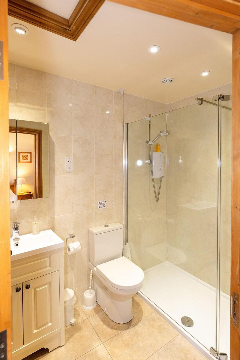 Church Farm Lodge image