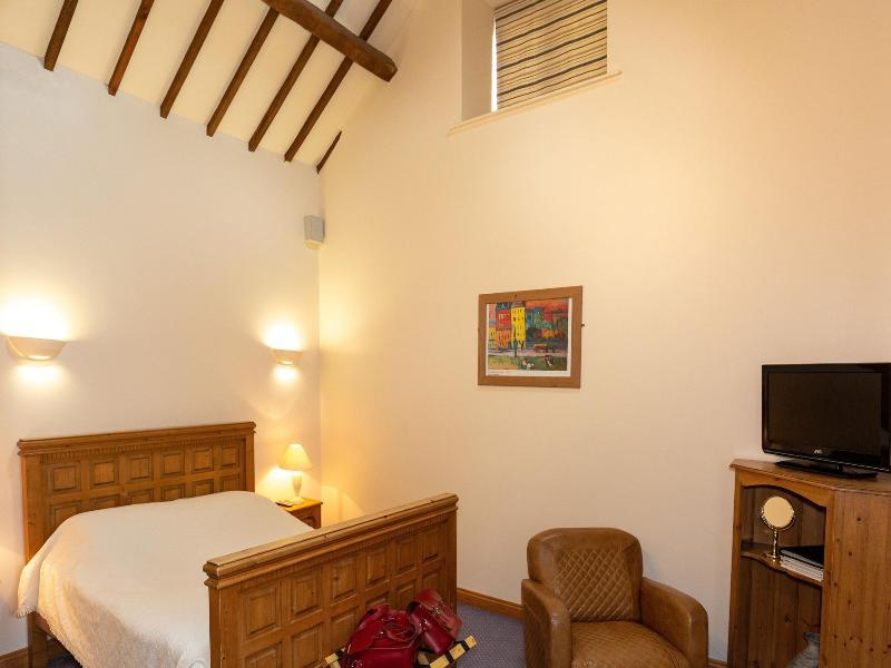 Church Farm Lodge image