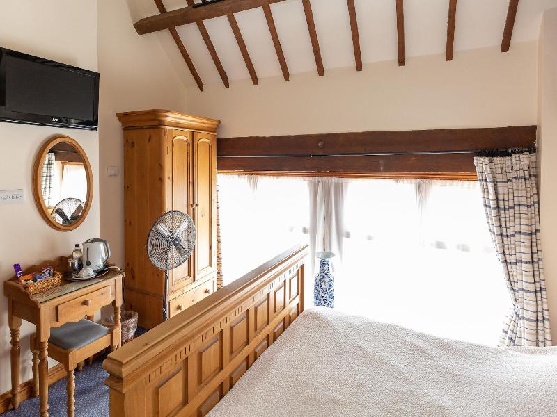 Church Farm Lodge image