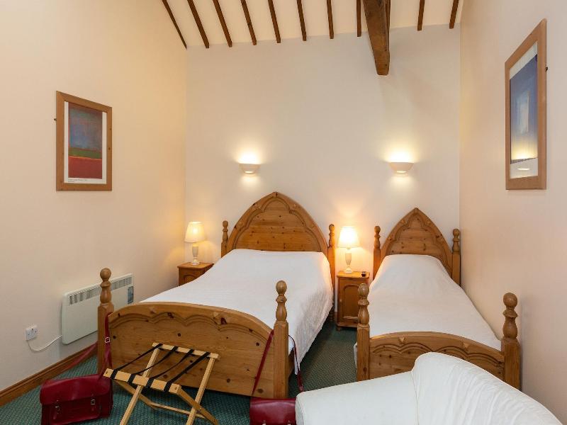 Church Farm Lodge image