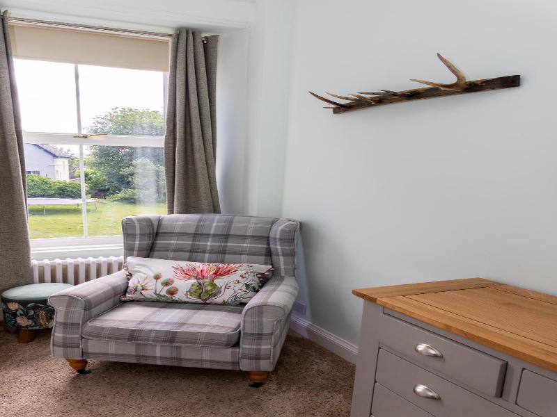 Tigh Na Cloich Hotel image