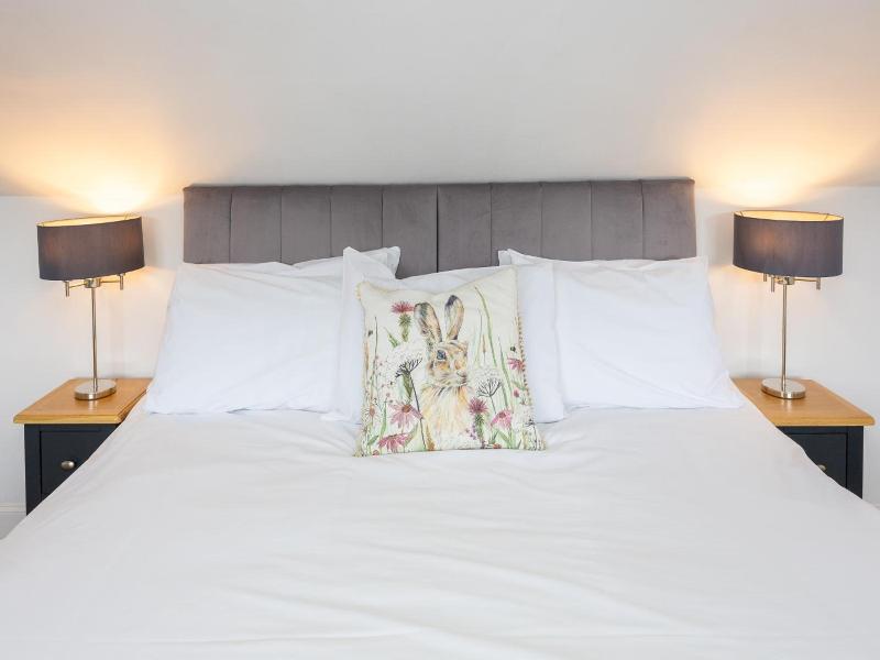 Tigh Na Cloich Hotel image