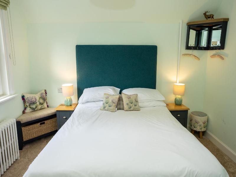 Tigh Na Cloich Hotel image