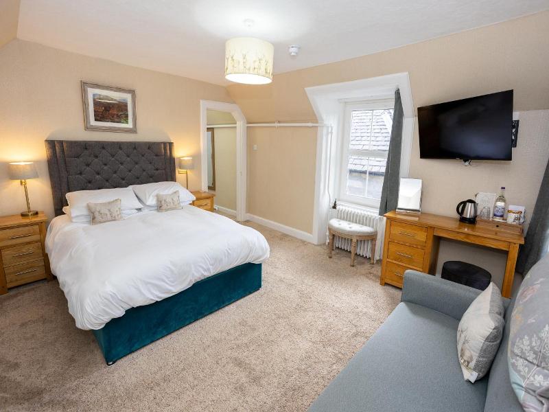Tigh Na Cloich Hotel image