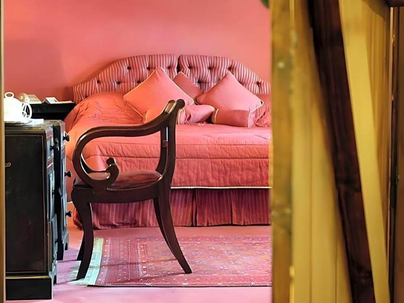 Bear Hotel Crickhowell image