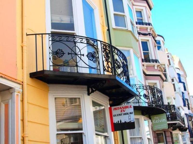 Aquarium Guest House image