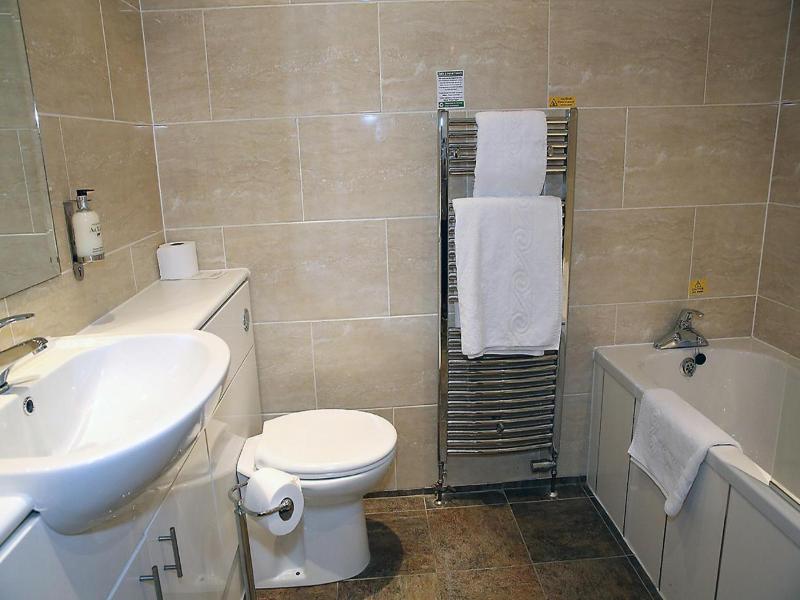 Leapark Hotel image