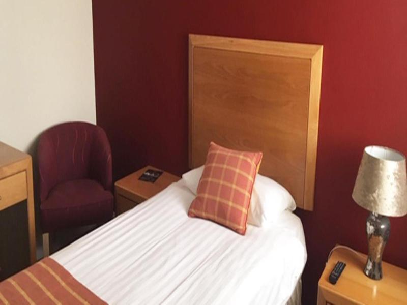 Leapark Hotel image